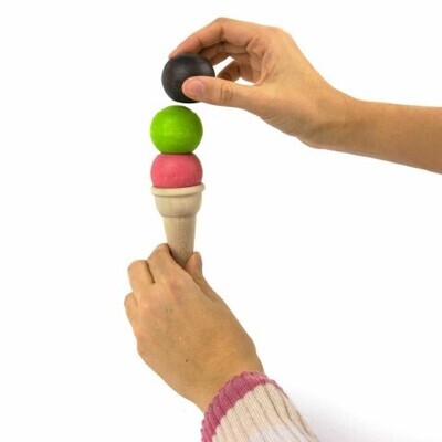 Platsch! Das balancierende Eis