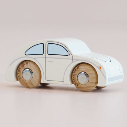 Betty – La Voiture en Bois Vintage